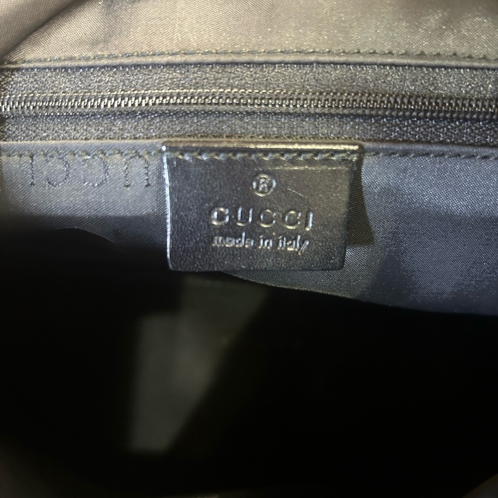 Authentic Vintage Gucci Black Women's shoulder bag - Picture 5 of 7